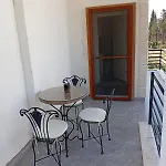 Vakantiehuis Ida Life Detached With Pool