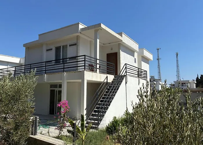 Ida Life Detached With Pool * Seferihisar