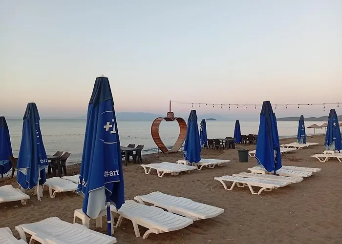 Prázdninový dům Ida Life Detached With Pool