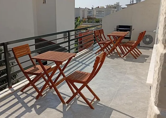 Prázdninový dům Ida Life Detached With Pool *